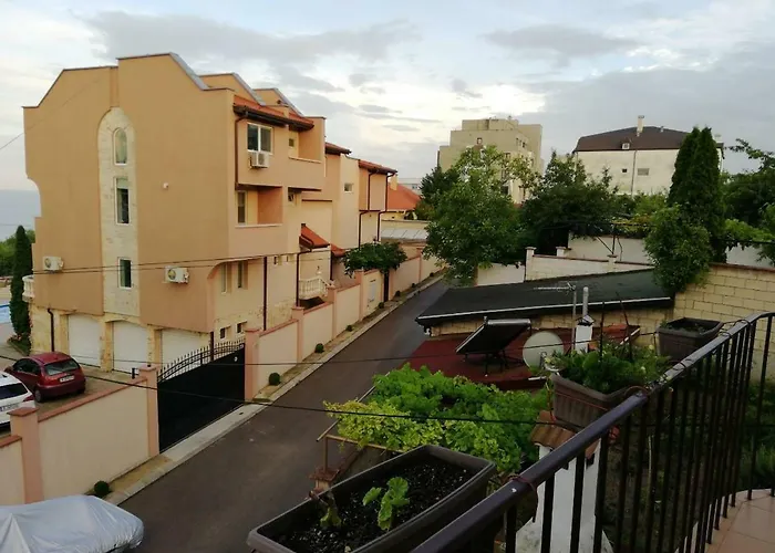 Διαμέρισμα Dva 3 *