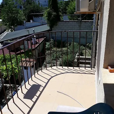 Dva 3 Apartment *